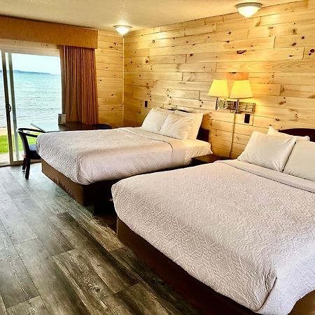 Sunrise Beach Motel Mackinaw City Zewnętrze zdjęcie