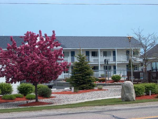 Sunrise Beach Motel Mackinaw City Zewnętrze zdjęcie