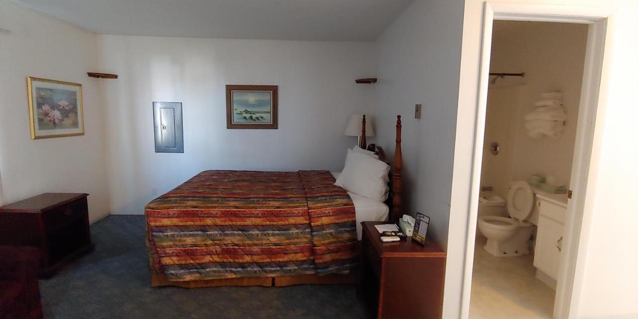 Sunrise Beach Motel Mackinaw City Zewnętrze zdjęcie